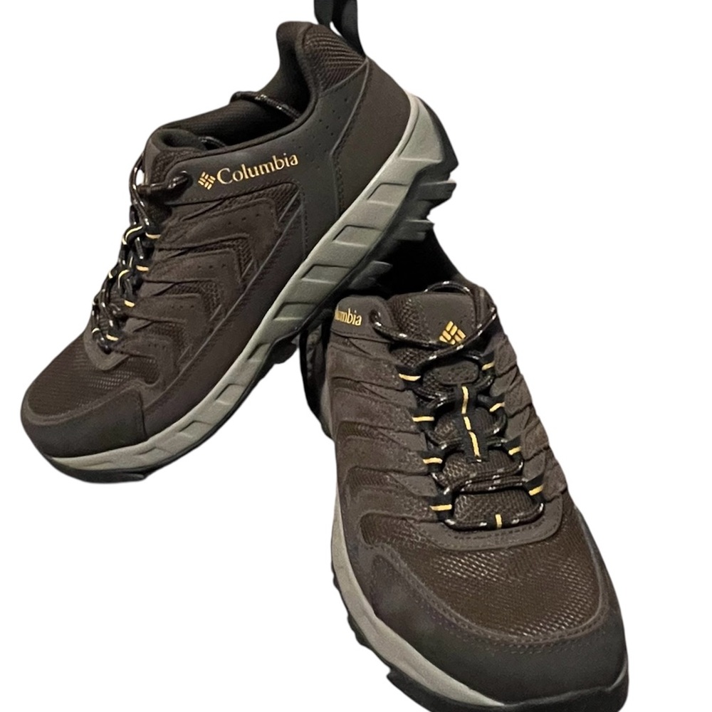 Columbia Strata Trail Men's Low Hiking Shoes. Size 9